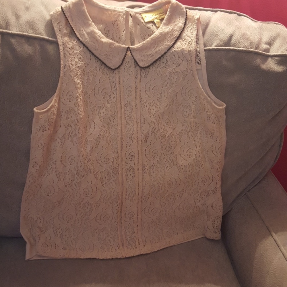 XS Vera Wang Lace Blouse